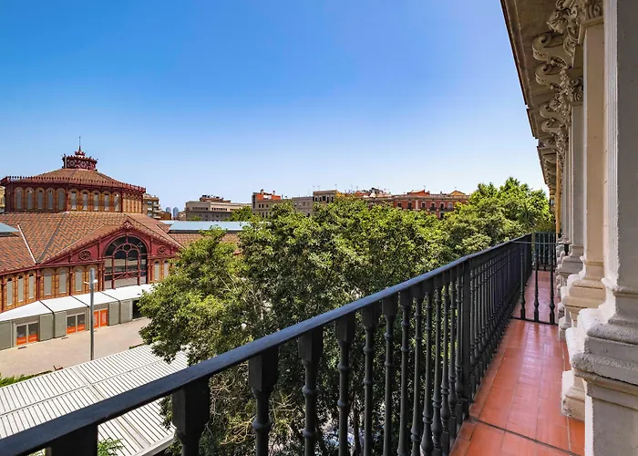 Апартаменты Aspasios Market Balconies *