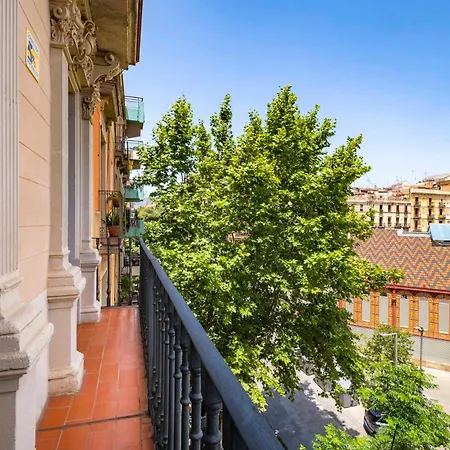Aspasios Market Balconies Apartment Barcelona